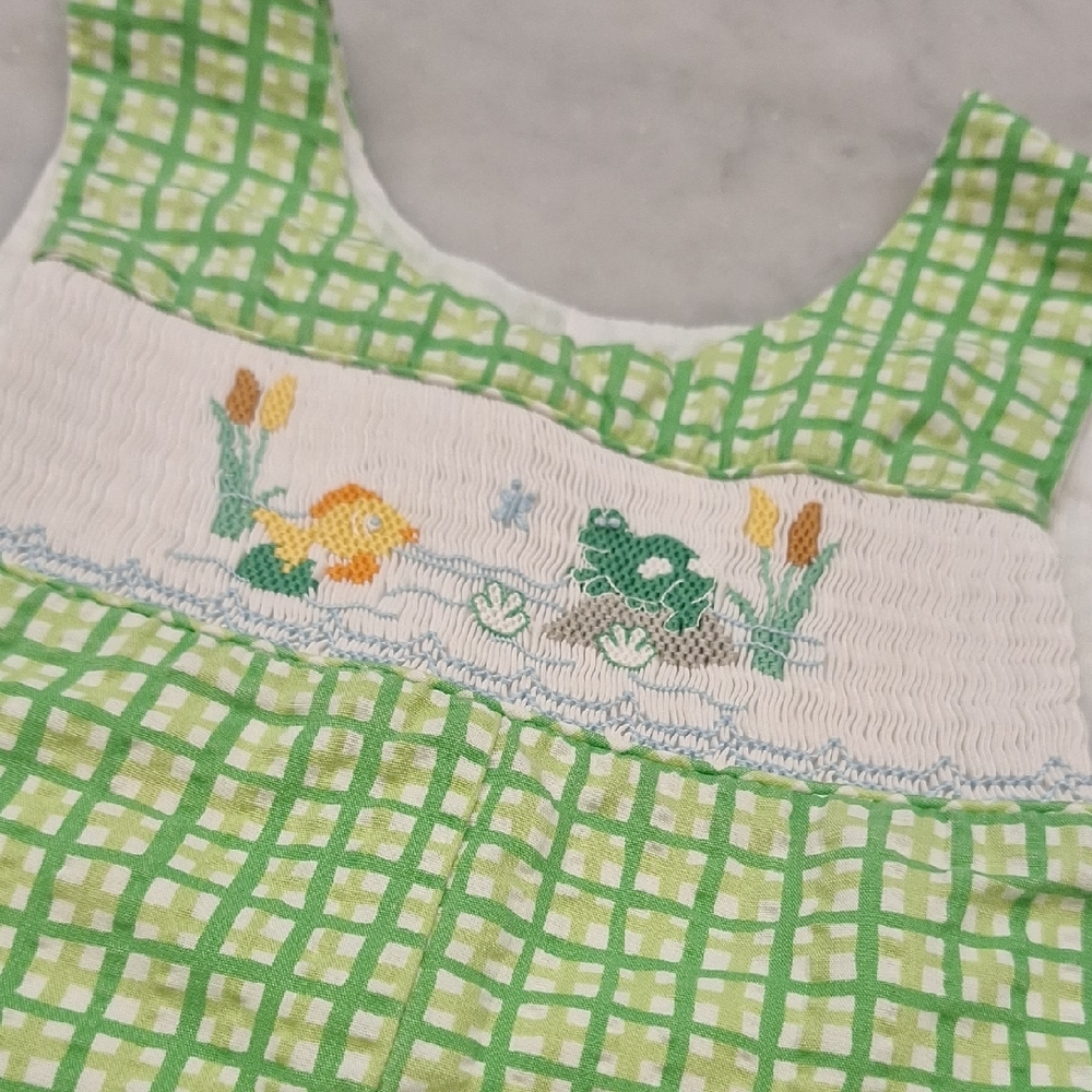 House Of Hatten Green Checkered Seersucker Frog Fish Jumper 18M Shorts Snaps